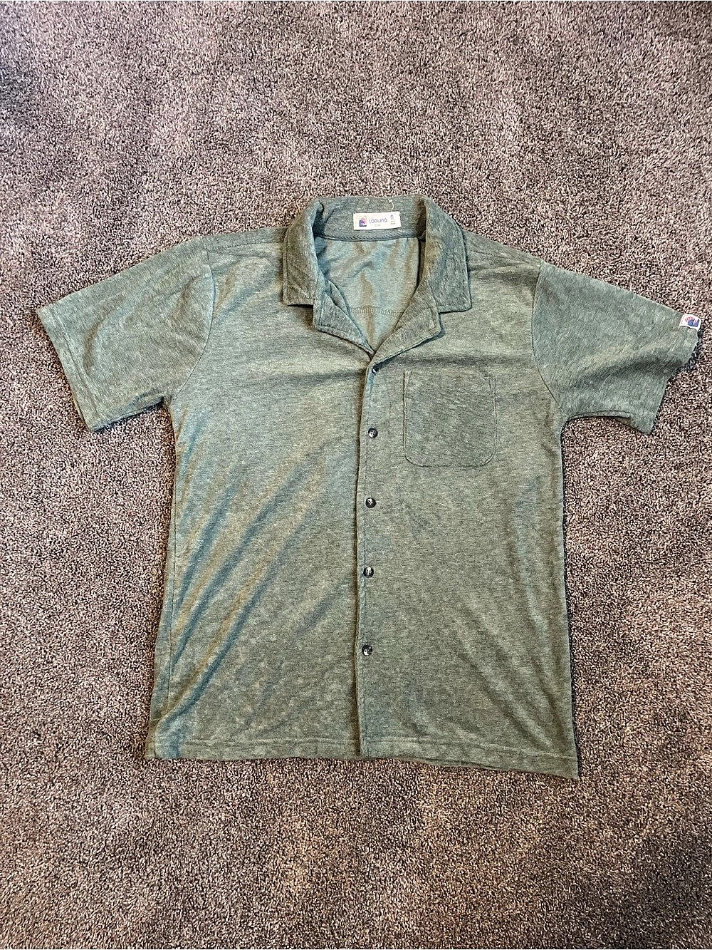 Laguna Short Sleeve Button Down in Green Size Medium